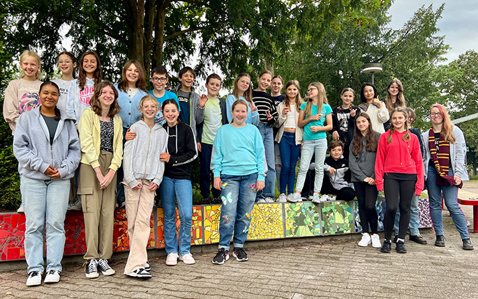 Mosaikeinweihung23Gruppenbild2 685