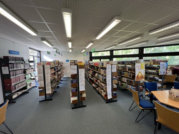 Bibliothek2 s